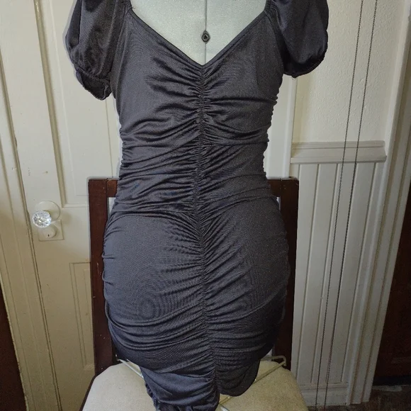 Sexy lace up ruched bodycon dress - Picture 3 of 3